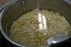 1.豆類を水につける